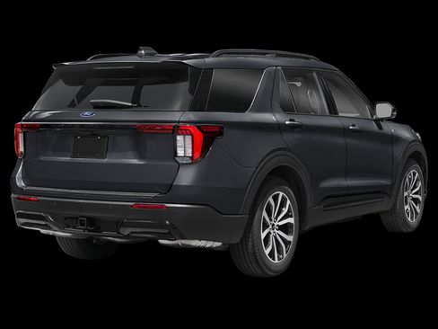 Used 2025 Ford Explorer ST-Line w/ ST-Line Street Pack AWD/4WD image 14