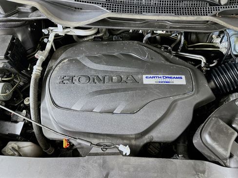 Used 2018 Honda Odyssey Touring image 35