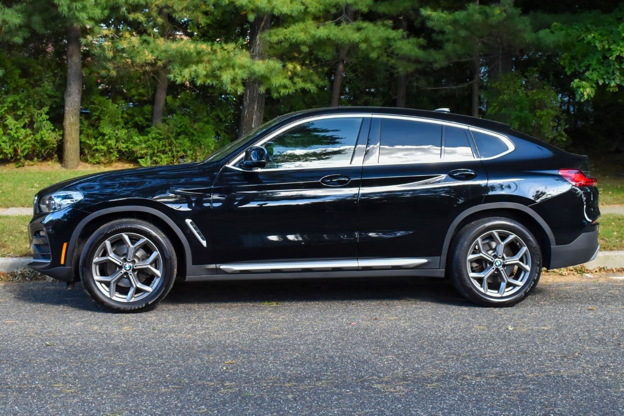 Used 2021 BMW X4 xDrive30i w/ Convenience Package AWD/4WD image 3