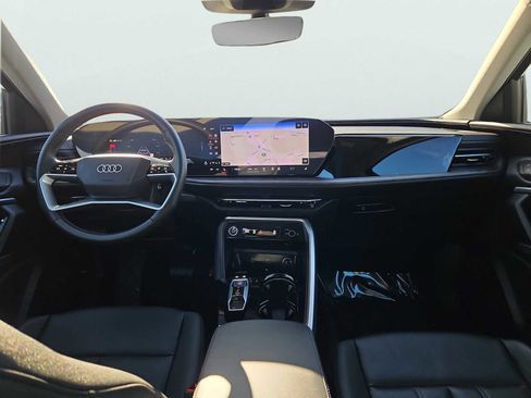 Certified 2025 Audi Q5 Premium w/ Convenience Package AWD/4WD image 11