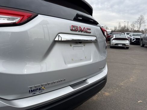 Used 2022 GMC Terrain SLE w/ Driver Convenience Package image 30