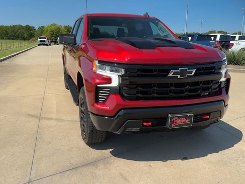 Used 2024 Chevrolet Silverado 1500 LT Trail Boss w/ Protection Package image 3