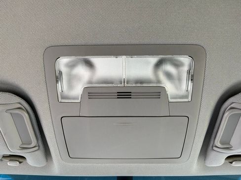 Used 2015 Toyota Camry LE FWD image 14
