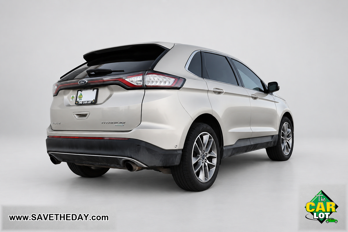 Used 2018 Ford Edge Titanium w/ Equipment Group 302A FWD image 8