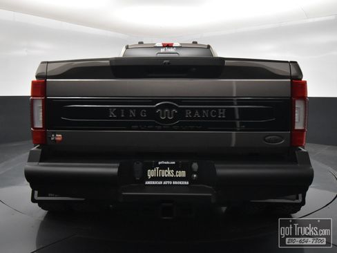 Used 2022 Ford F350 King Ranch image 6