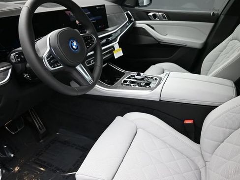 New 2026 BMW X5 xDrive50e w/ Executive Package AWD/4WD image 20