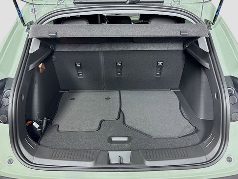 New 2026 Chevrolet Trax ACTIV w/ Sunroof Package image 25