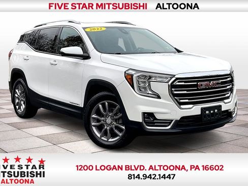Used 2022 GMC Terrain SLT image 1