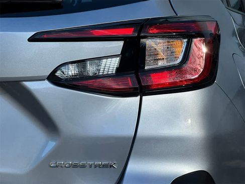 Certified 2024 Subaru Crosstrek 2.0i image 7