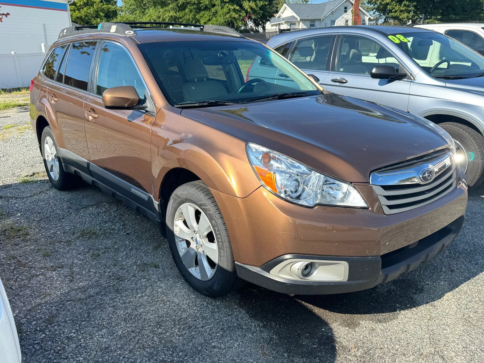 Used 2011 Subaru Outback 2.5i Limited AWD/4WD image 4