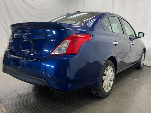 Used 2018 Nissan Versa SV FWD image 9