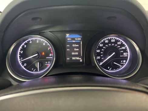 Used 2019 Toyota Camry SE w/ Carpet Mat Package FWD image 61