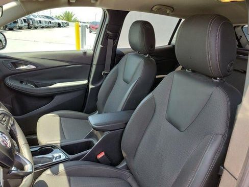 Used 2023 Buick Encore GX Select w/ Sport Touring Package FWD image 11
