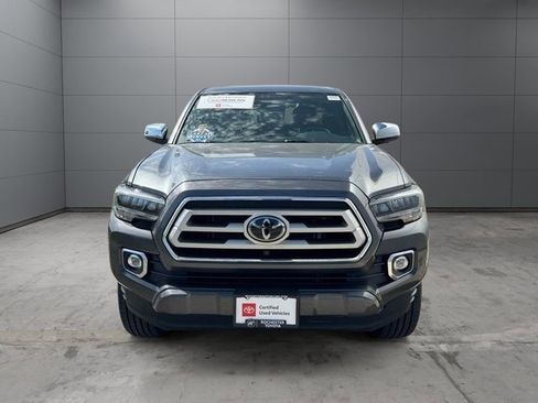 Certified 2022 Toyota Tacoma Limited AWD/4WD image 36