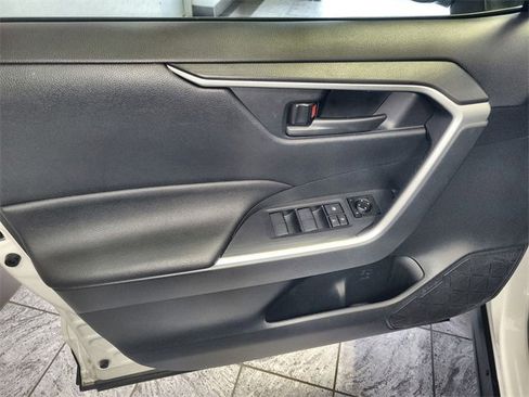 Used 2025 Toyota RAV4 LE image 13