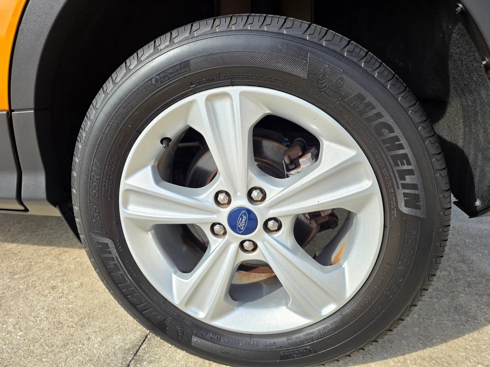 Used 2016 Ford Escape SE w/ Equipment Group 201A FWD image 17