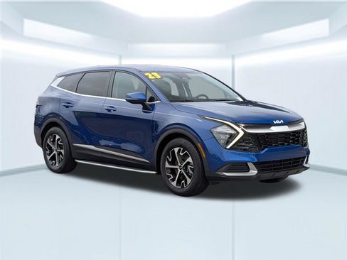 Used 2023 Kia Sportage EX FWD image 9