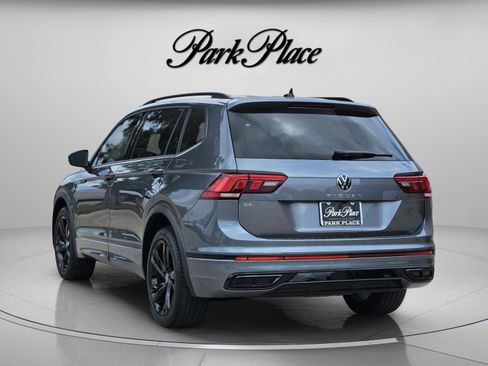 Used 2023 Volkswagen Tiguan SE R-Line FWD image 3