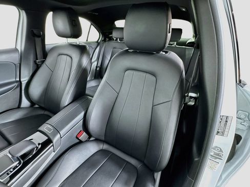 Used 2019 Mercedes-Benz A 220 4MATIC image 25