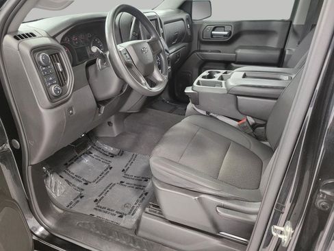 Used 2020 Chevrolet Silverado 1500 Custom Trail Boss w/ Custom Convenience Package image 9