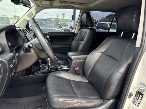 Used 2021 Toyota 4Runner TRD Off-Road Premium w/ Moonroof Package AWD/4WD image 20