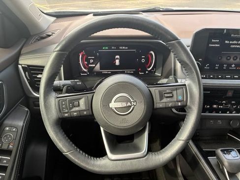 Certified 2023 Nissan Rogue Platinum w/ Platinum Premium Package FWD image 14