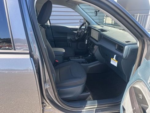 New 2025 Ford Maverick XL image 31