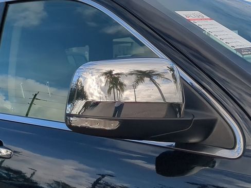 Used 2020 Jeep Grand Cherokee Limited w/ Luxury Group II image 12