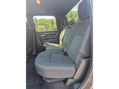 Used 2025 RAM 2500 Big Horn AWD/4WD image 5