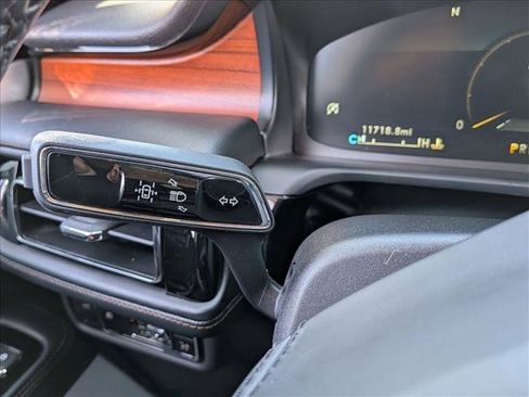 Used 2024 Lincoln Aviator Reserve w/ Equipment Group 201A AWD/4WD image 16