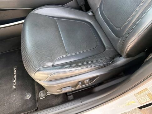 Used 2022 Hyundai Tucson Limited w/ Cargo Package AWD/4WD image 21