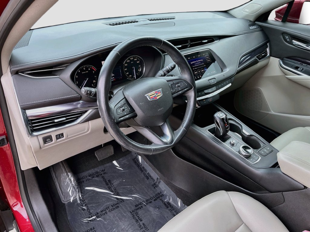 Used 2019 Cadillac XT4 Luxury FWD image 17