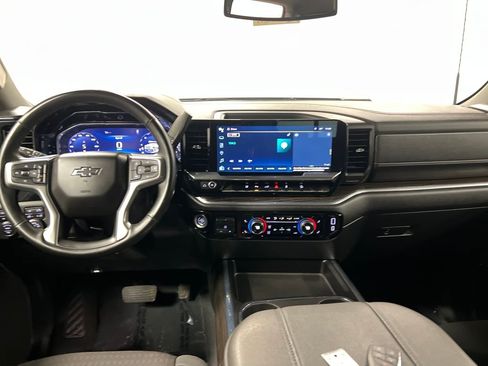 Used 2024 Chevrolet Silverado 3500 LT w/ Z71 Sport Edition image 17