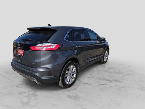 Used 2024 Ford Edge Titanium image 8