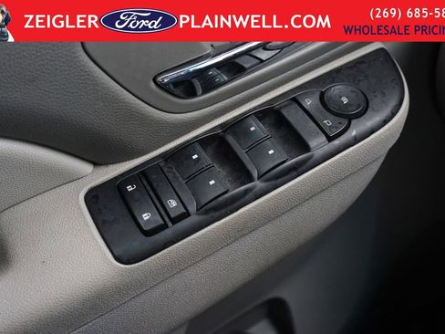 Used 2014 Chevrolet Tahoe LT image 29