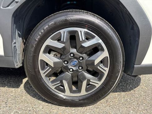 Certified 2025 Subaru Forester Premium AWD/4WD image 27