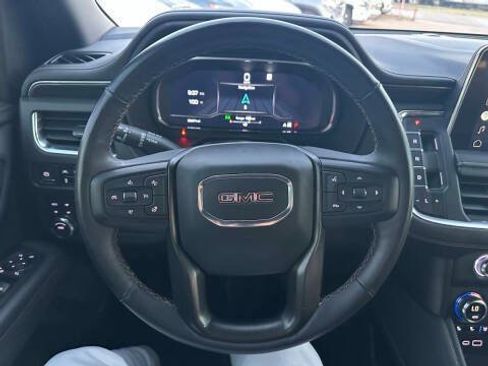 Used 2022 GMC Yukon AT4 AWD/4WD image 12