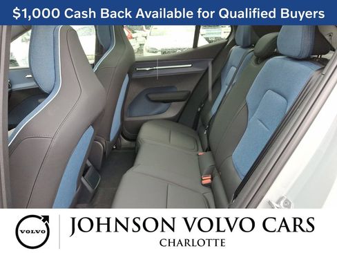 New 2025 Volvo EX30 Plus w/ Protection Package Premier AWD/4WD image 5