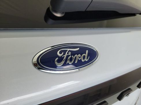 Used 2025 Ford Explorer Platinum w/ LUX Leather Package AWD/4WD image 10