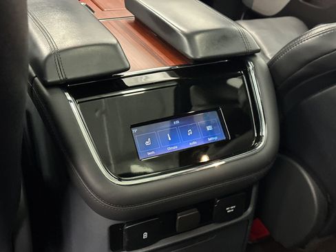 Certified 2024 Lincoln Navigator Reserve AWD/4WD image 22