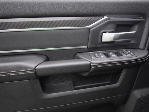 New 2026 RAM 2500 Big Horn AWD/4WD image 31