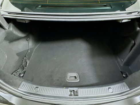 Used 2018 Mercedes-Benz E 300 image 28