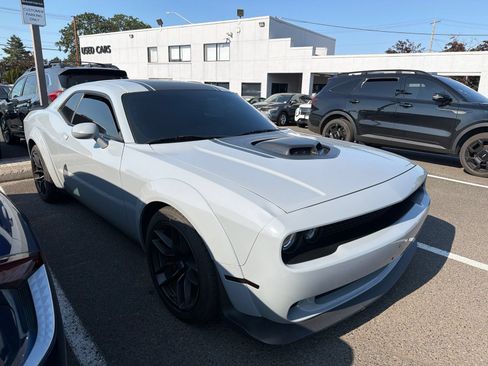 Used 2022 Dodge Challenger R/T Scat Pack RWD image 3