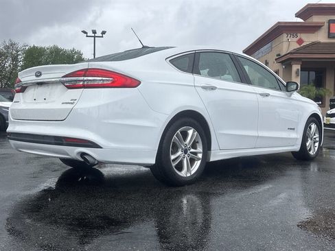 Used 2018 Ford Fusion SE w/ Equipment Group 602A image 7