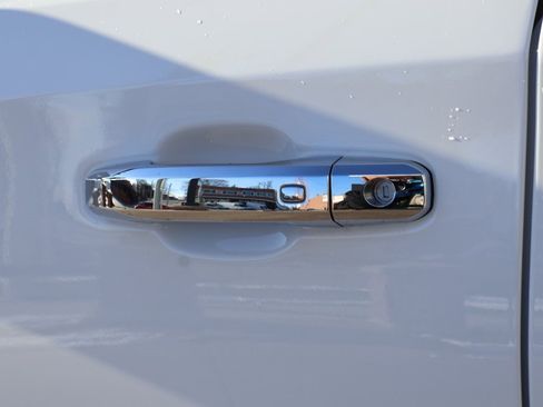 Certified 2023 GMC Sierra 1500 SLT w/ SLT Premium Package image 31