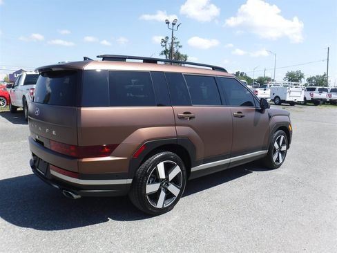 Used 2024 Hyundai Santa Fe Limited image 2
