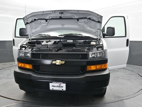 Used 2024 Chevrolet Express 3500 LS RWD image 41