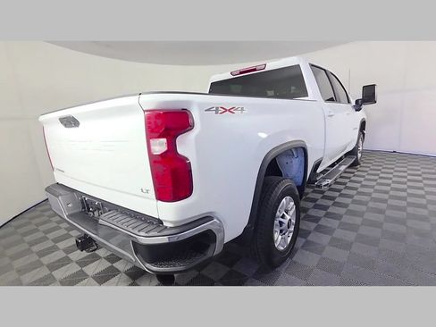 Used 2025 Chevrolet Silverado 2500 LT w/ Convenience Package AWD/4WD image 38