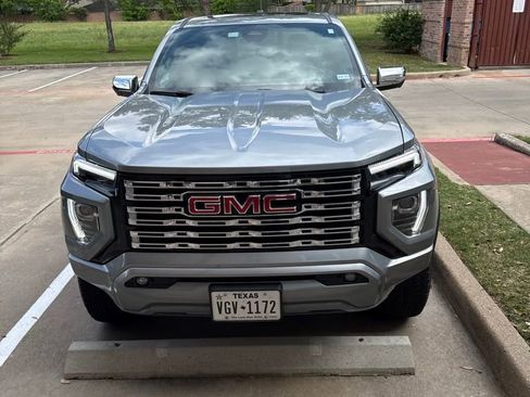 Used 2024 GMC Canyon Denali AWD/4WD image 4