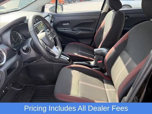 Used 2025 Nissan Versa SR FWD image 19